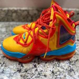 Men's Nike Lebron 19 Tune Squad Size 10